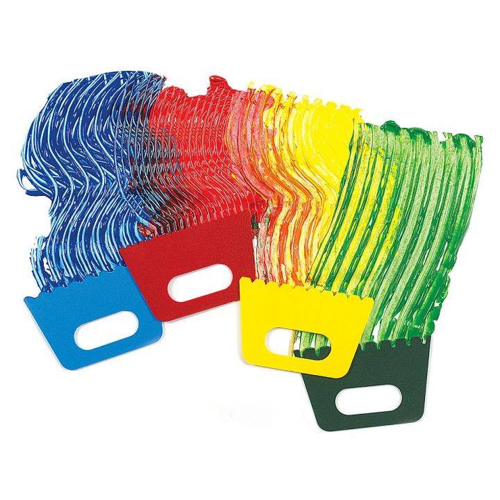 Plastic%20Paint%20Scrapers%20for%20Art%20DIY%20-%20Pack%20of%204%20-%20Image%202