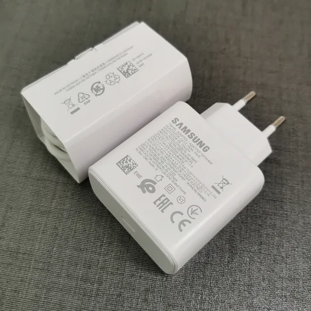100%25%20Original%20Samsung%2045W%202.0%20Super%20Fast%20Charger%20with%20Type%20C%20to%20Type%20C%20Cable%20(Global%20Certified%20Charger)%20Pd%20Charger%20For%20all%20Mobile%20Phone%20S8%20Ultra,%20Note20%20Ultra,%20Note10%20Plus,%20S22%20ultra%20Galaxy%20S10%20/%20S10E%20/%20S10+%20-%20Image%205