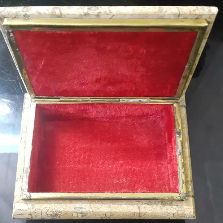 Handcrafted%20Marble%20Jewellery%20Box%20-%20Best%20Gift%20For%20Girls%20Export%20Quality%20Product%20Pure%20Onyx%20marble,%20Jewellery%20organizer%20-%20%20Marble%20box%20-%20Jewellery%20holder%20-%20Vintage%20marble%20jewelry%20box%20-%20Trinket%20Box%20-%20Memory%20box%20%20-%20Vintage%20Marble%20Trinket%20Box-%20Storage%20Box%20-%20Image%203
