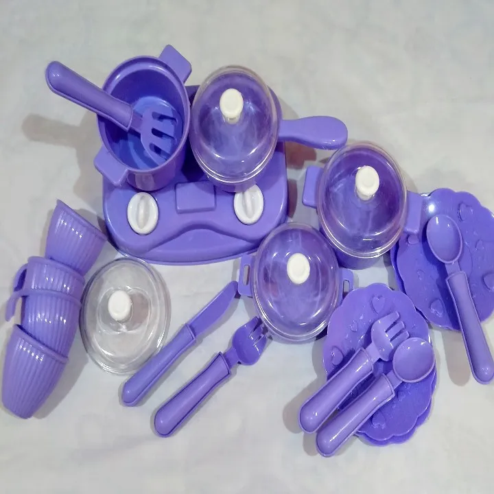 Dream%20Kitchen%20Set%20%E2%80%93%20Complete%20Crockery%20Set%20for%20Kids%20%E2%80%93%20Realistic%20Kitchen%20Play%20Set%20with%20Utensils,%20Pots,%20and%20Plates%20%E2%80%93%20Ideal%20Pretend%20Play%20Toy%20for%20Toddlers%20%E2%80%93%20Best%20Gift%20for%20Kids%20Aged%203%20and%20Up%20-%20Image%203