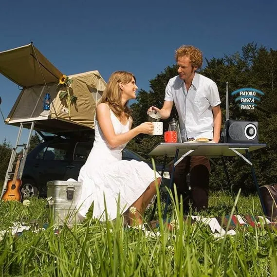 DreamSky%20AM%20portable%20FM%20radio%20with%20speaker%20and%20headphone%20jack%20-%20Image%206