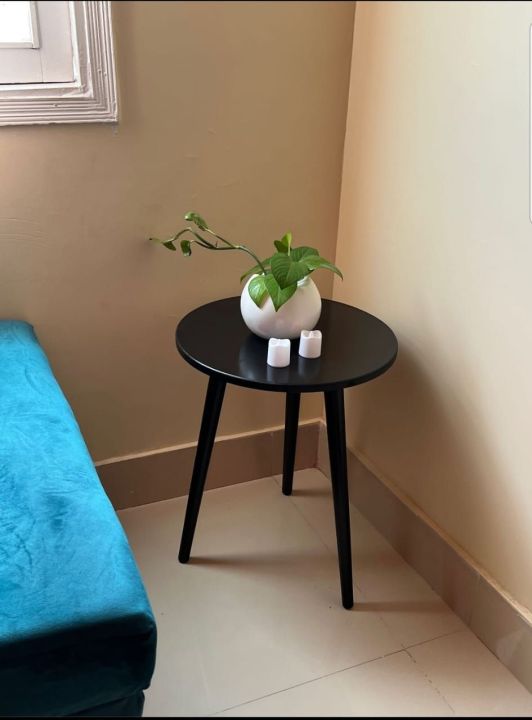 BLACK ROUND Stylish Side TABLE Coffee Table (Stool)  Home Decor