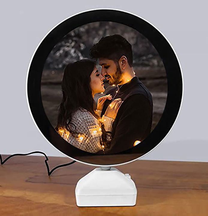 Magic%20Mirror+Led%20Light+Photo%20Frame%20(PERFECT%20GIFT%20FOR%20YOUR%20LOVED%20ONES)%20-%20-%20Image%204