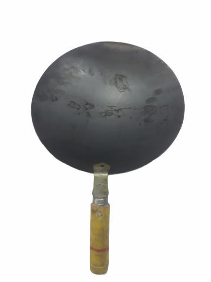 Special%20Tawa%20Roti%20Tawa%20Metal%20Pan%20Pot%20Wok%20Ulta%20Tawa%20Tawa%20Roti%20Ulta%20Tawa%20Iron%20With%20Wooden%20Handle%20-%20Image%205