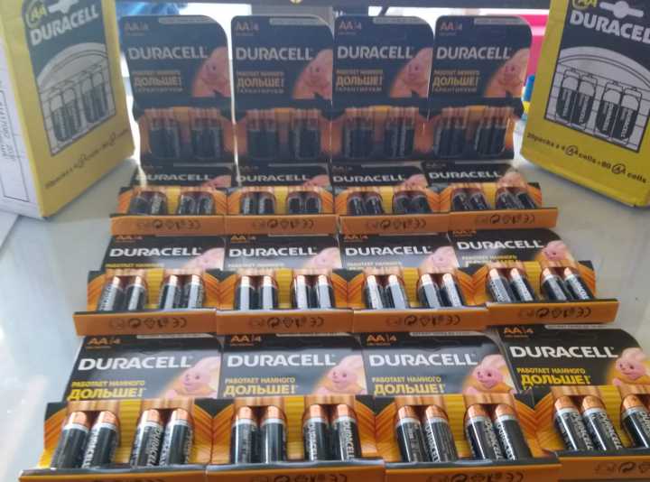 Duracell%20Alkaline%20Batteries%20AA,%20Pack%20of%204%20cells,%20Alkaline%20AA%20Cell,%20Alkaline%20Battery%20Cell%20AA,%20Duracell%20AA,%20Duracell%20AA%20Battery%20Cell,%20Duracell%20AA%20Alkaline%20Battery%20Cell%20Made%20in%20Belgium%20-%20Image%204