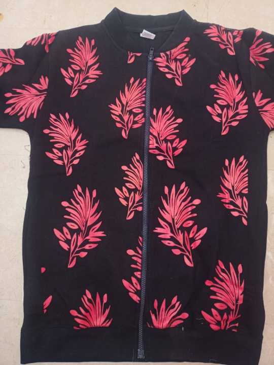 Red%20and%20Black%20Zipper%20Jacket%20-%20Image%204