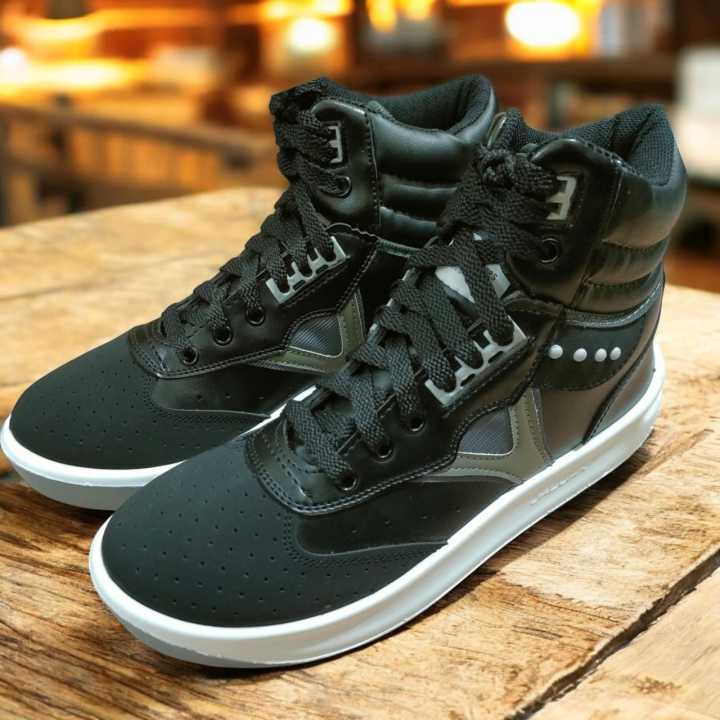 Comfort%20Sports%20Cheetah%20Black%20Jogger%20For%20Men%20-%20Image%205