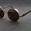 【BestGO】Vintage Men Sunglasses Steampunk Shades For Men Women Metal Round Punk Sun Glasses Spring Hinge UV400 For Outdoor. 