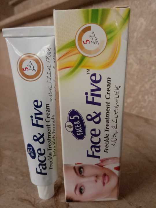Face%20And%20Five%20Freckle%20Cream%20%E2%80%93%20Beauty%20Skin%20Care%20Product%20for%20Face%20Freckle%20Removal%20And%20Skin%20Whitening%20-%20Image%202