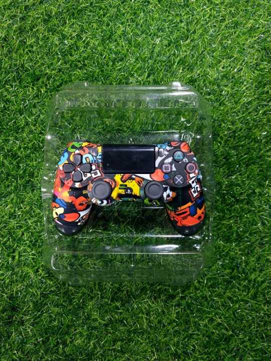 DualShock%204%20Wireless%20Controller%20-%20Black%20-%20Image%202