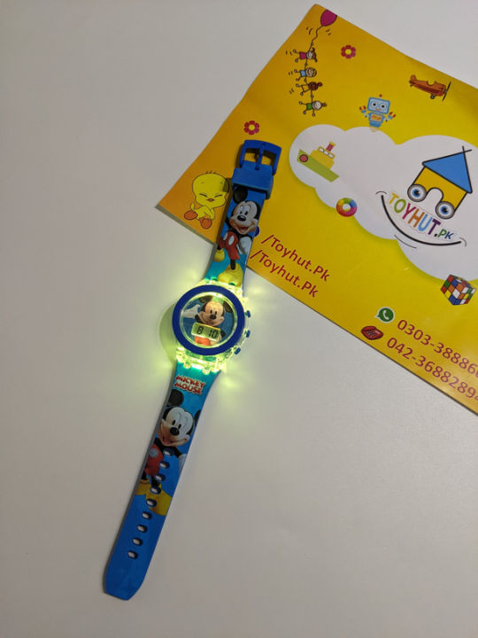 Mickey%20Mouse%20Digital%20Watch%20With%20RGB%20Light%20-%20Image%204