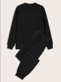 Chicago BULLS Tracksuit For Men and Women with Warm Fleece Sweatshirt and Trouser 2 piece and New Arrival BLack. 