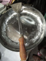 special kadai with spoon( making but KARAHI ) IN  white  LIFE TIME WARRANTY ABOUT ZUNG. 