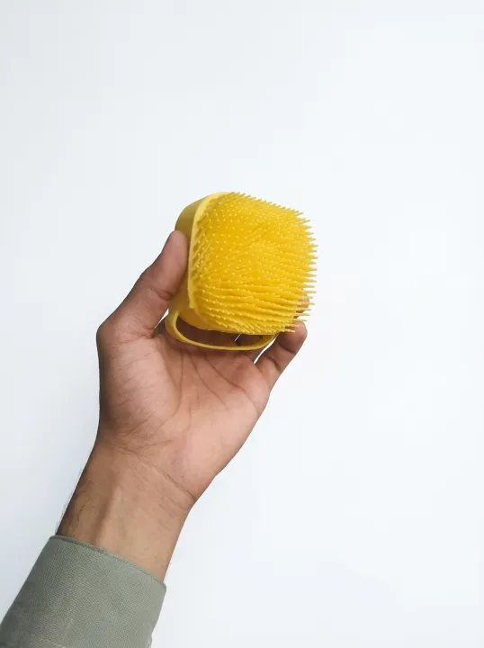Soft%20Silicone%20Bath%20Scrubber%20with%20Soap%20Dispenser%20Compartment%20-%20Yellow%20Manual%20Body%20Massage%20Brush%20&%20Loofah%20Shower%20Brush%20for%20Deep%20Cleansing%20&%20Skin%20Exfoliation%20-%20Image%206