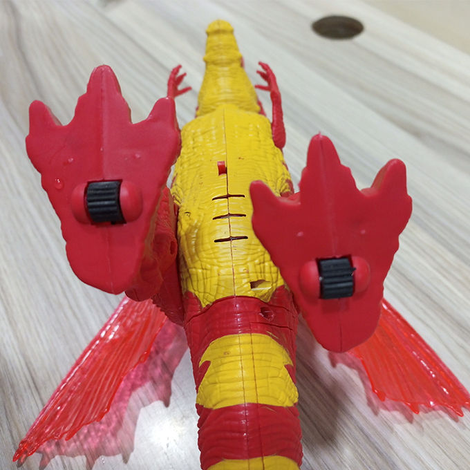 Smoke%20Dragon%20Toy%20With%20Lights%20&%20Sound%20-%20Movable%20Neck%20and%20Tyre%20-%20Operated%20Battery%20-%20Red%20-%20Image%208