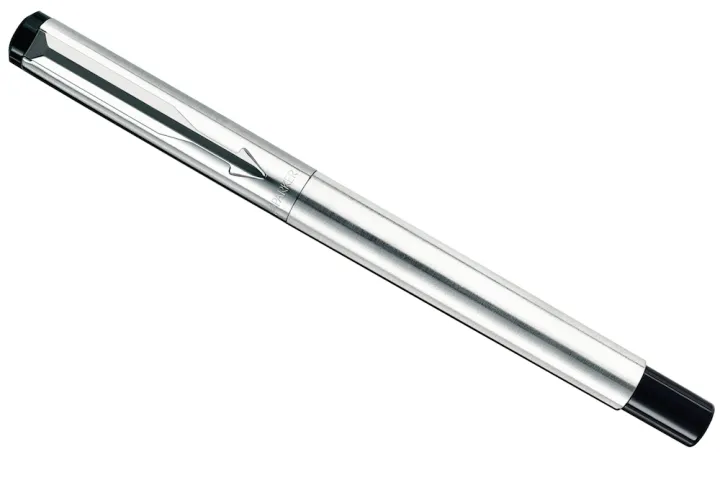 Parker%20Vector%20Stainless%20Steel%20Fountain%20Pen%20-%20Image%204