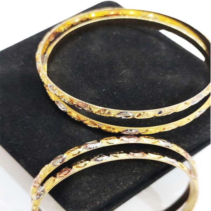 New Design Golden Metal Bangle Set for Women