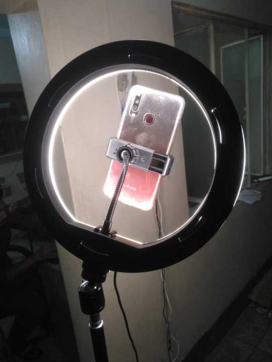 Ring%20Light%20+%20Stand%20-%207%20Feet%20Long%20adjustable%20Tripod%20with%20mobile%20holder%20for%20Tiktok%20Videos%20Best%20Quality%20Aluminum%20Tripod-with%20ring%20light%20-%20WFS-03%20-%20Image%204