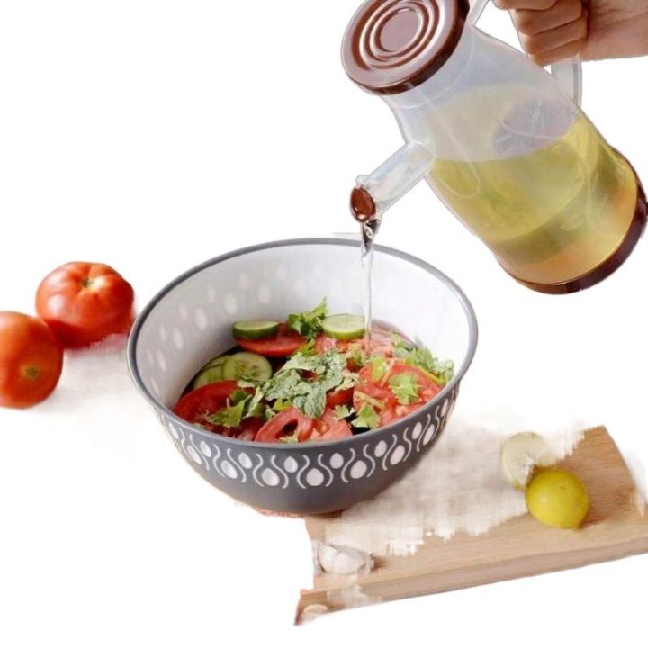 Plastic%20Oil%20Jug%20(1000%20ml)%20%7C%20Liquid%20Container%20for%20Oil%20with%20Measuring%20Scale%20-%20Image%206