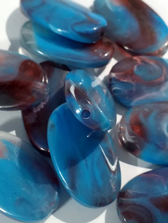 Blue%20Brown%20Oval%20Chip%20Large%20Acrylic%20Plastic%20Marble%20Beads%20%E2%80%93%20Pack%20of%2040gms.%20Versatile%20for%20DIY%20Jewelry,%20Craft%20Projects,%20Dress%20Accessories,%20Home%20Decorative%20Ideas.%20-%20Image%206