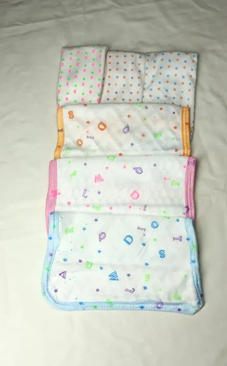 Baby%20Face%20Towel%20Napkin%20For%20Newborn%20baby%20%20(Pack%20of%2006%20Pieces)%20White%20Base%20with%20Printed%20-%20Image%203