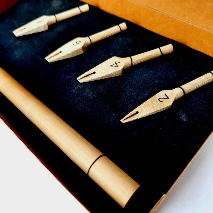 5-in-1%20Detachable%20Tomar%20Qalam%20gift%20set%20for%20Urdu%20,Arabic,%20Persians%20Calligraphy%20(2-10mm)%20-%20Image%203