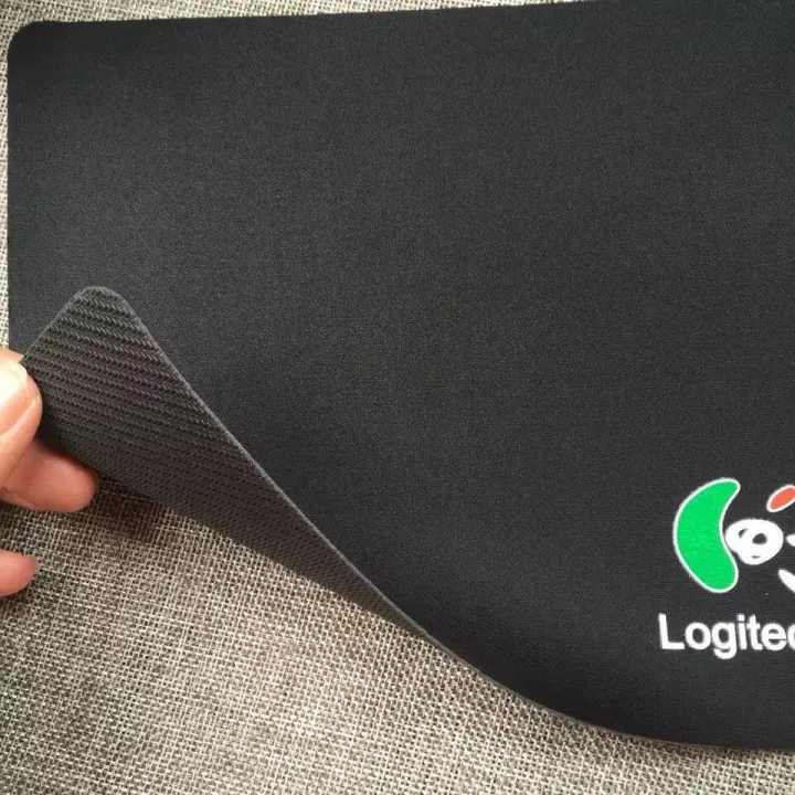 Logitech%20Studio%20Series%20Mousepad%20Experience%20Effortless%20Control%20and%20Enhanced%20Comfort%20Unleash%20Precision%20Performance%20-%20Image%203