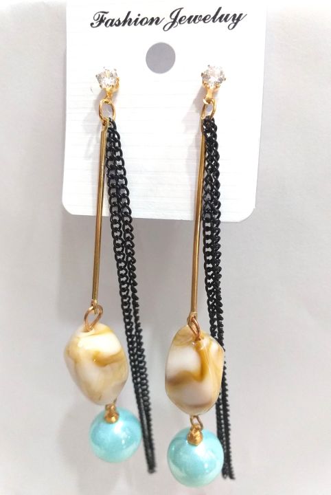 Traditional%20Mughal%20Style%20Black%20Earrings%20for%20Women%20-%20Image%203