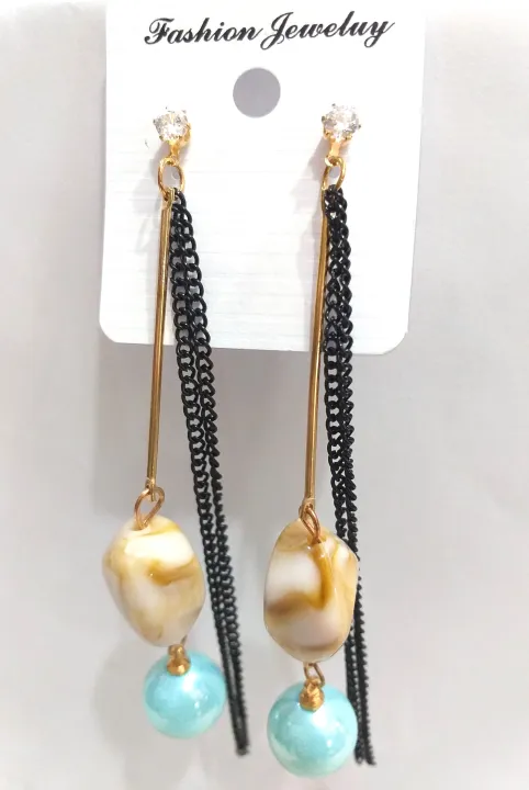 Traditional%20Mughal%20Style%20Black%20Earrings%20for%20Women%20-%20Image%203