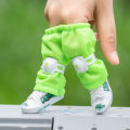Skate d Shoe Model Fine Workmanship Mini Fidget Shoe Stress Relief Role Play Toy. 