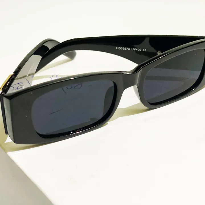 D-Shaped%20Vintage%20Rectangle%20Sunglasses%20For%20Women%20-%20Trendy%20Square%20Sun%20glasses%20For%20Men%20/%20Unisex%20-%20Image%205