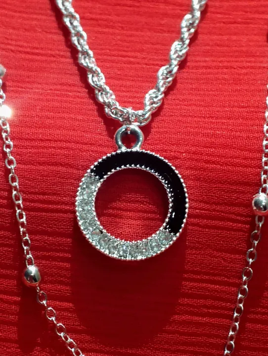 Elegant%20Multi%20Layered%20Chains%20Designer%20Chokar%20Necklace%20with%20Pendants%20-%20Image%208
