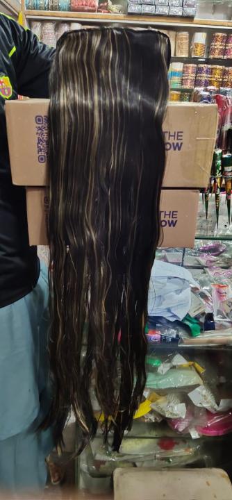 Comb%20Straight%20Hair%20Extension%20Golden%20n%20Black%20striking%20-%2027Inch%20-%20Image%202