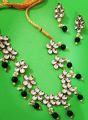 Customized fashionable handmade kundan jewlery set. 