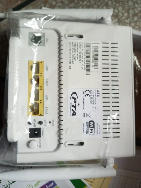 PTCL%20ZTE%20VDSL%20Router%20with%20High%20Range%20Wifi%20Modem%20-%20Image%202