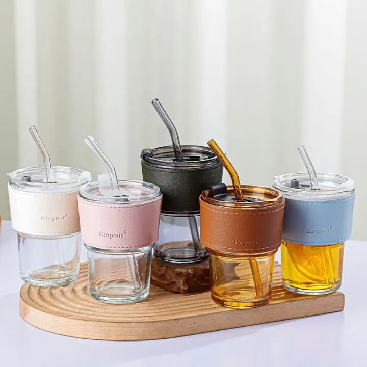 450ml%20Coffee%20Glass%20Mug%20Cups%20with%20Lids%20and%20Straws%20with%20Leather%20Sleeve%20-%20Image%205