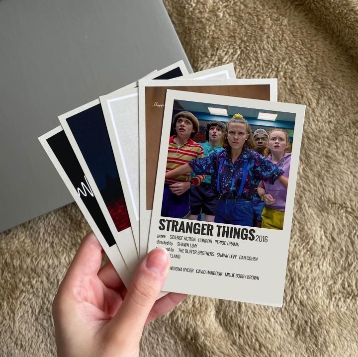 Pack%20of%2020%20Polaroid%20Film%20Posters%204x6%20Inch%20Glossy%20Customizable%20Movie%20TV%20Show%20Wall%20Collage%20Decor%20-%20Image%203