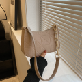 Versatile Handbags Fashionable Purses Trendy Shoulder Bags Stylish Handbags Retro Underarm Bags. 