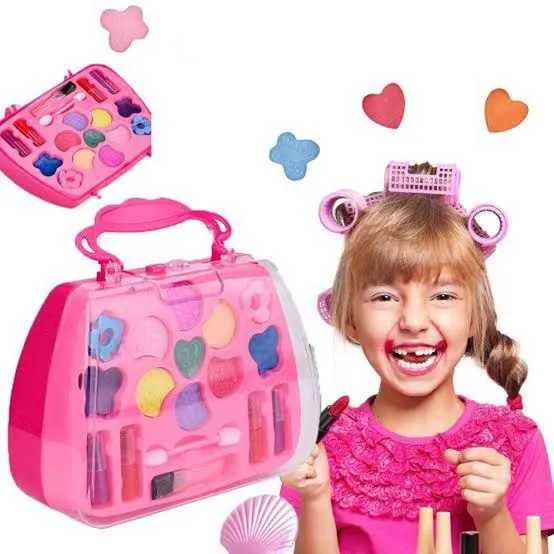 Makeup%20Beauty%20Set%20Toy%20Breifcase%20Real%20Makeup%20Toy%20Set%20For%20Kids%20-%20F10621%20-%20Image%203