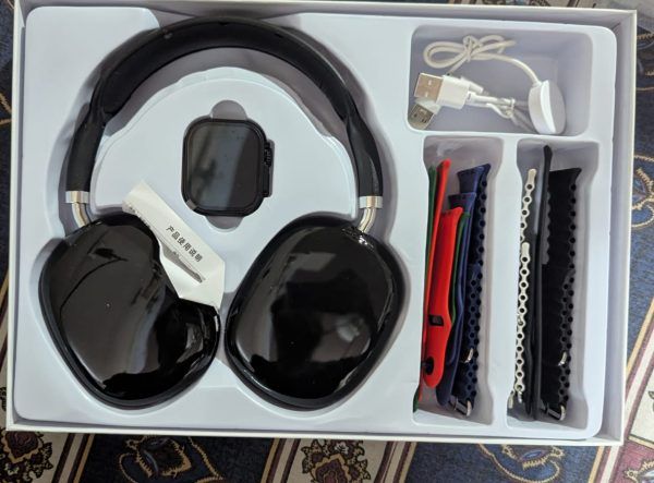 P9%20+%20Ultra%202%20+%207%20Strap%20Smart%20Watch%207%20In%201%20Band%20%7C%20Best%20Headphone%20With%20Smart%20Watch%20(%20Random%20Color%20)%20-%20Image%204