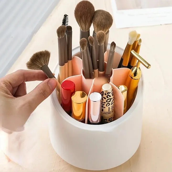 Upgrade%20your%20vanity%20with%20our%20Makeup%20Brush%20Holder%20%E2%80%93%20a%20sophisticated%20360%C2%B0%20Rotating%20Organizer.%20The%20clear%20cover%20and%205%20compartments%20add%20glamour%20to%20your%20cosmetics%20storage,%20keeping%20essentials%20organized%20with%20ease.%20Elevate%20your%20beauty%20routine!%20-%20Image%203