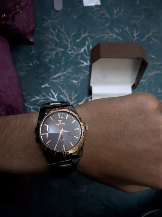 Luxury Men’s Watch | Black & Gold Stylish Wrist Watch for Gents ...