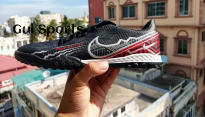 High%20Quality%20Football%20Shoes%20%7C%20Football%20Gripper%20%7C%20Futsal%20Shoes%20-%20Image%204