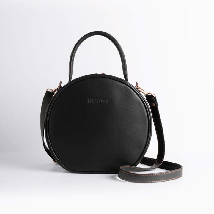 ROUND LEATHER BLACK BAG Daraz.pk