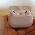Airpods Pro 2 in white colour simple Airbuds | Hifi sound and Base | 48 Hour charging Casing timing. 