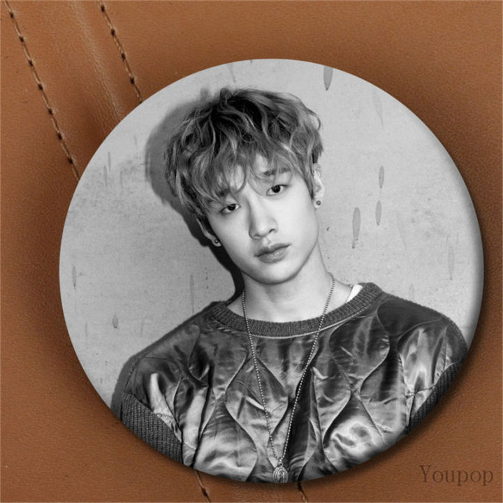 【Beiver Jewelry Store】Youpop KPOP Stray Kids Pre-Debut Mixtape StrayKids Bang Chan WOOJIN Photo Badge Pins Brooches for Clothes Hat Backpack