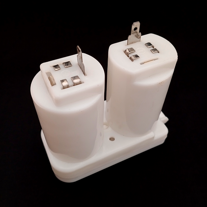 Instant%20Water%20Geyser%20Battery%20Box%20Cell%20Box%20For%20D%20Size%20Cells%20Replacement-Universal%20White%20-%20Image%204