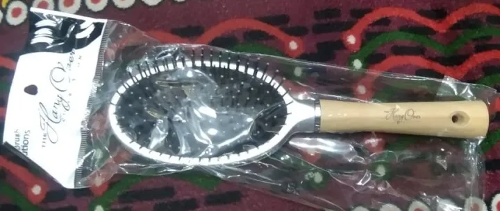 Hany%20Queen%20Hairbrush%20Professional%20Salon%20Cute%20Hair%20Styling%20Tools%20-%20Image%202
