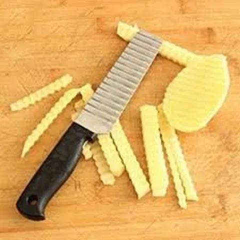 Stainless%20Steel%20Potato%20Slicer%20Wavy%20Cutter%20French%20Fry%20Knife%20Chopper%20Serrated%20Blade%20Corrugated%20Cutter%20Kitchen%20Cutting%20Tool%20-%20Image%208