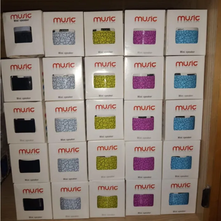 Bluetooth%20Mini%20Speaker%20With%20Bluetooth%20,%20Usb%20,%20Aux%20,%20Wireless%20Fm%20,%20Memory%20Card%20-%20Multicolor%20With%20Multidesign%20-%20Image%204